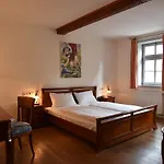 Altstadthotel Garni Schlundhaus & Rautenkranz 招待所 迈宁根