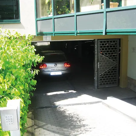 Altstadthotel Garni Schlundhaus & Rautenkranz Πανσιόν Μάινινγκεν