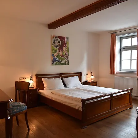Altstadthotel Garni Schlundhaus & Rautenkranz 招待所 迈宁根