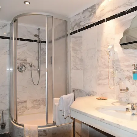 Pensjonat Altstadthotel Garni Schlundhaus & Rautenkranz *