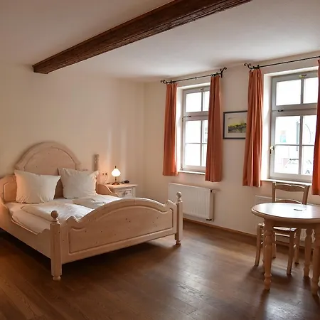 Pensjonat Altstadthotel Garni Schlundhaus & Rautenkranz 3*