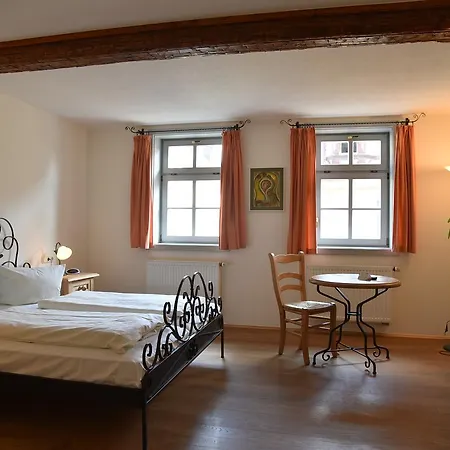 Altstadthotel Garni Schlundhaus & Rautenkranz Pensjonat