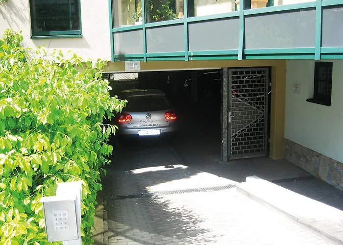 Altstadthotel Garni Schlundhaus & Rautenkranz Vendégház Meiningen