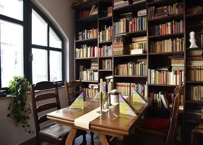 Altstadthotel Garni Schlundhaus & Rautenkranz Vendégház Meiningen