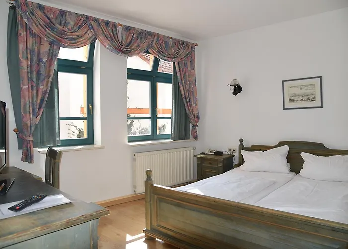 Altstadthotel Garni Schlundhaus & Rautenkranz 3*