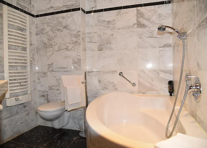 Altstadthotel Garni Schlundhaus & Rautenkranz